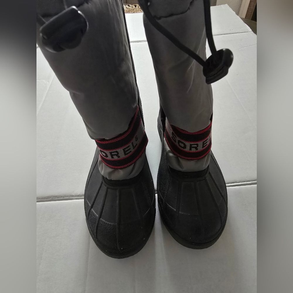 Sorel Kids' Black and Gray Snow Boots - Picture 5 of 9